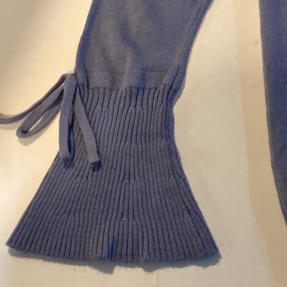 89+Madison Blue Pullover Cardigan Long Sleeve Bell Shape Cuff Sweater Size M - Picture 6 of 10